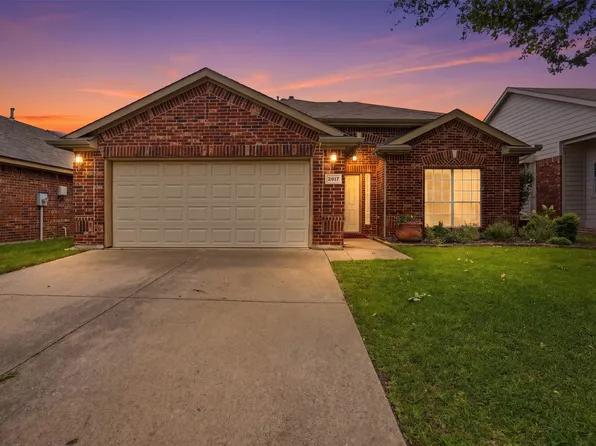 2917 Spotted Owl Dr, Fort Worth, TX 76244