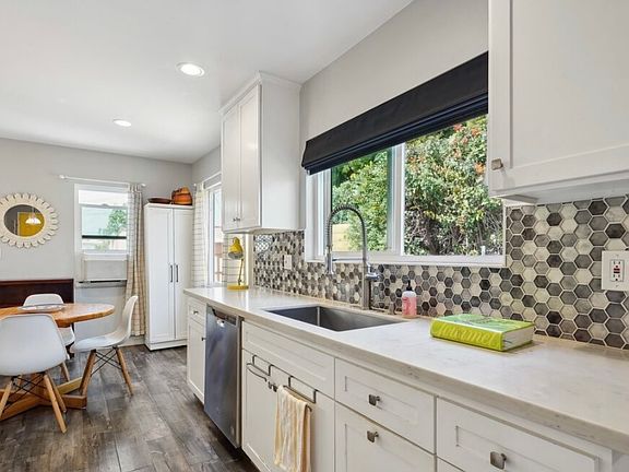 4th image of 3111 W 69th St