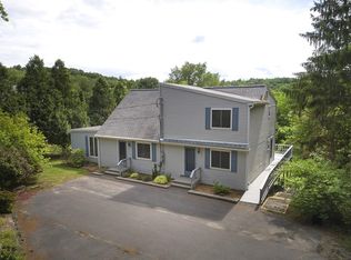 22 N Farms Rd, Williamsburg, MA 01096