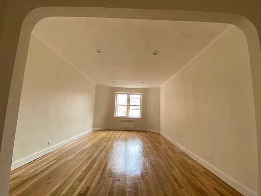 Rented by Contact Realty | media 3