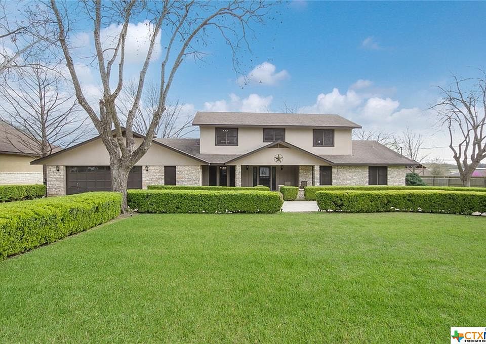1st image of 1615 Rolling Valley Dr