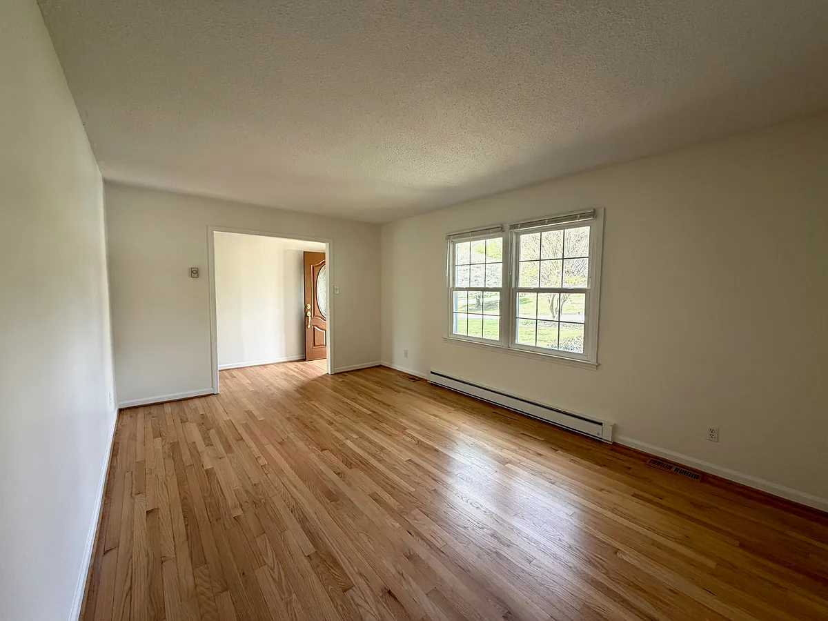 Front Living Room - 5611 Greenwich Dr