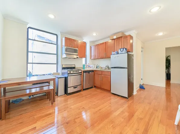 1590 Amsterdam Avenue image 1 of 9