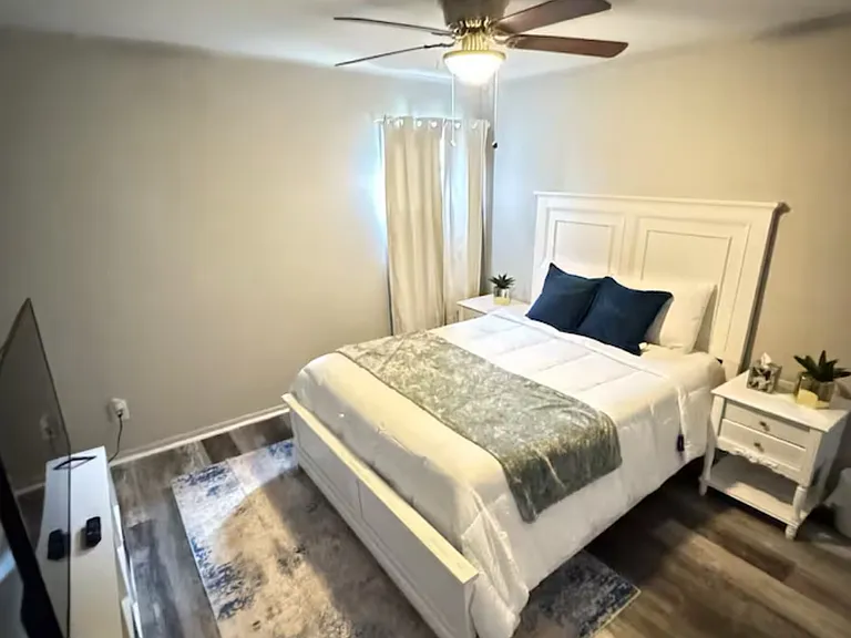 4260 Thompson Dr — Photo 6