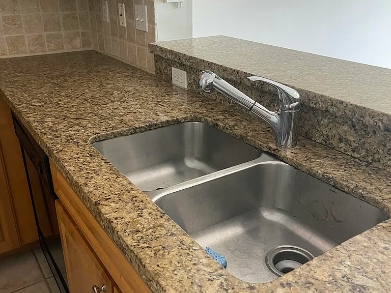 2040 Alta Meadows Ln #1605 — Photo 11