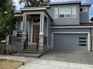 5901 141st St, Surrey, BC V3X0J3