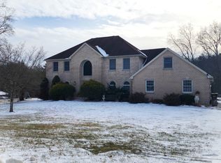 602 Little Mayfair Ct, Stroudsburg, PA 18360