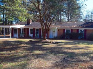 8402 Oyster Cove Rd, Hayes, VA 23072