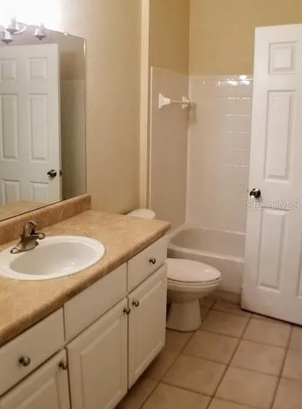 4335 NW 48th St #105 — Photo 25