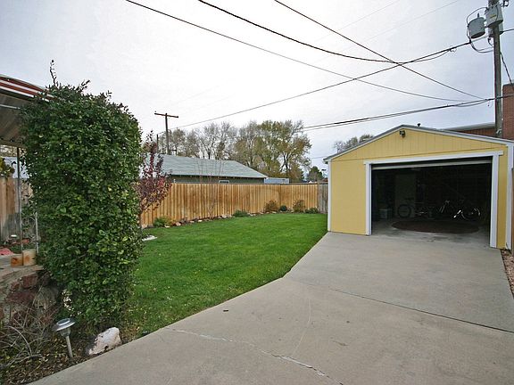 3rd image of 59 W Layton Ave