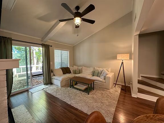 4th image of 230 Saint Luke Ct