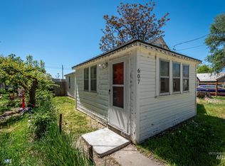 607 E Main St, Parma, ID 83660