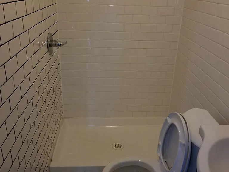 1821 5th Ave #6 — Photo 4