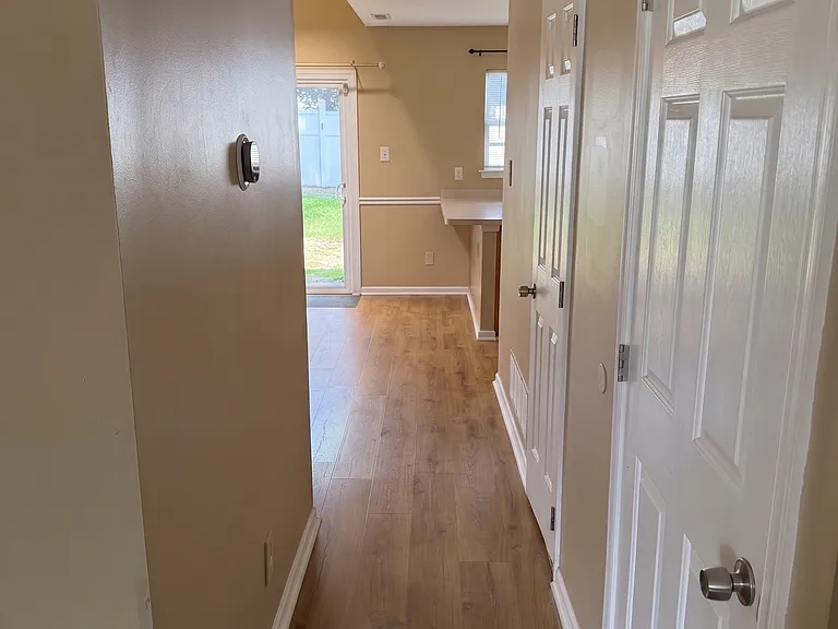 23 Park Side Dr — Photo 6