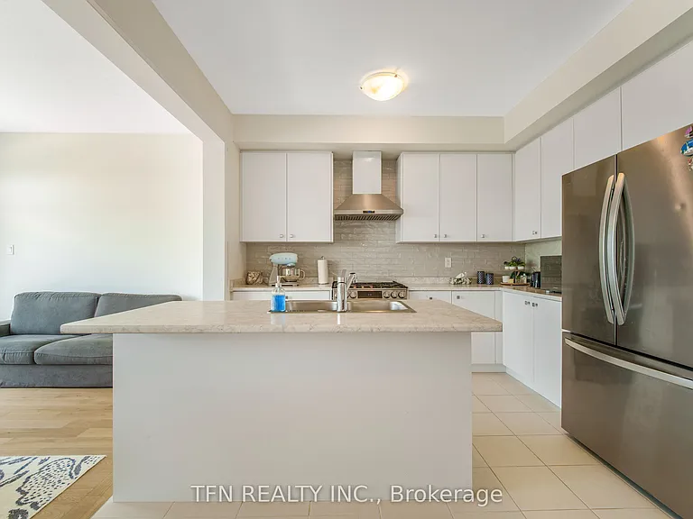 189 Velvet Way N — Photo 12