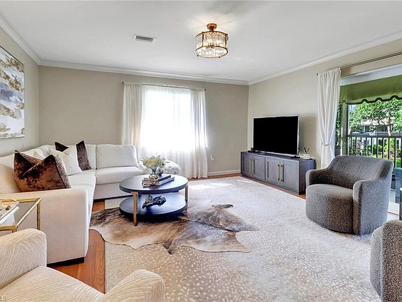 5th image of 160 Penny LN #4