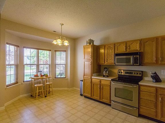 2nd image of 7929 Cork Bend Ln