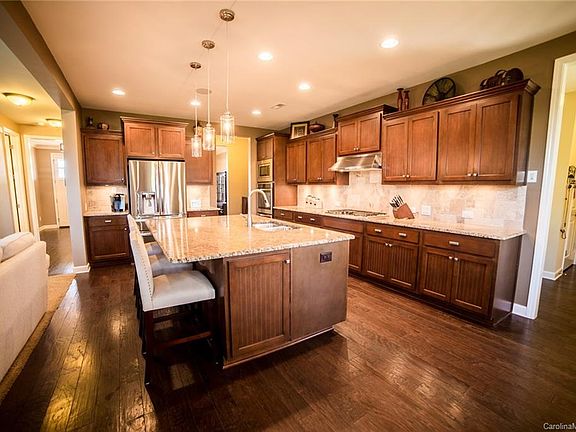 4th image of 3001 Drummond Ave Unit 762