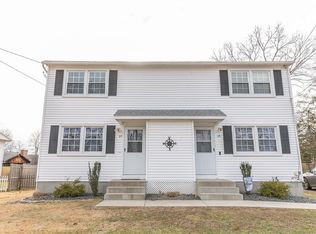 23 Riverside Ave #23, Agawam, MA 01001