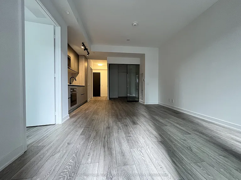 108 Peter St #906 — Photo 6