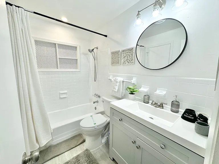 PHA (4073 Springs Ln) — Photo 10