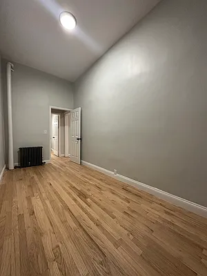 Rented by Peter R. Hungerford, LREB | media 34