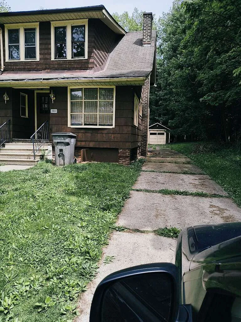 Building Photo - 3331 Belden Ave