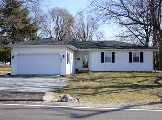 509 S Main St, Saybrook, IL 61770
