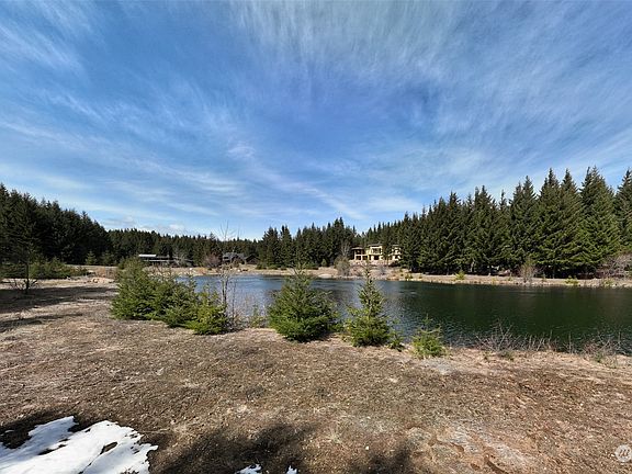 Looking out from the lot over the lake>