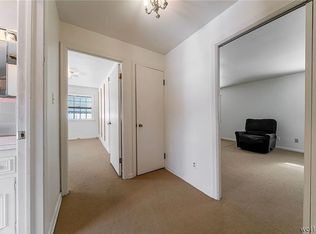 4602 College Rd #1, Cleveland, OH 44121