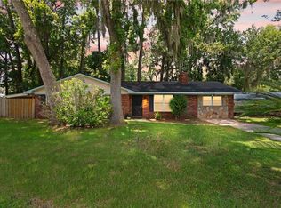 165 Pine Cir, Brunswick, GA 31520