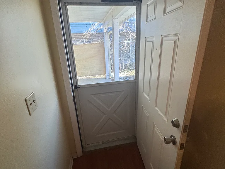 945 Dayton Ave — Photo 20