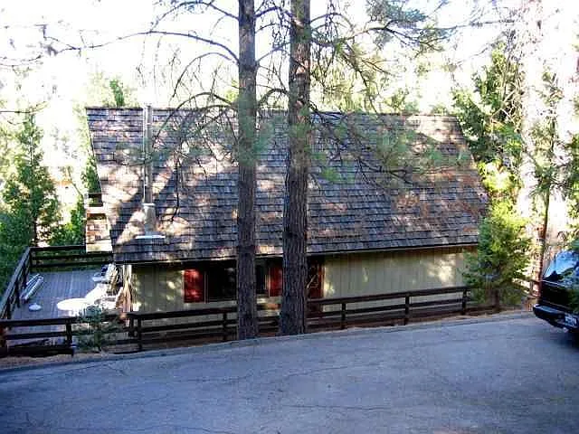 20182 Pine Mountain Dr photo 1