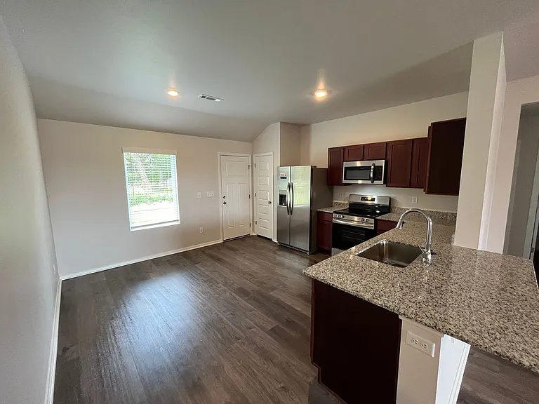 2620 Chittick St — Photo 13