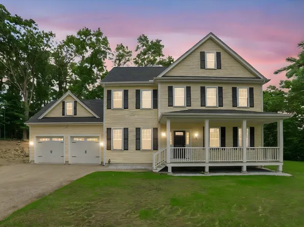 3 Hillside Ave, Westford, MA 01886