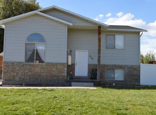 859 Riverwood Dr, Logan, UT 84321