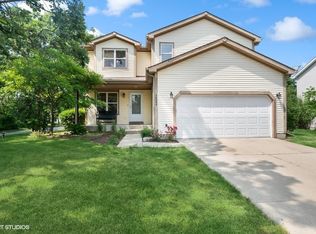 26246 W Marshall Ave, Ingleside, IL 60041