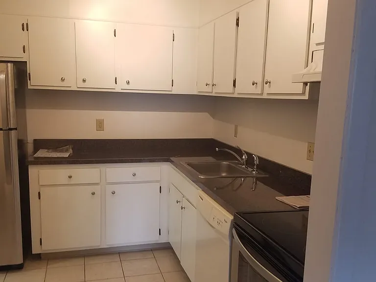 40 Highland Ave — Photo 9