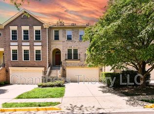 7709 Rockledge Ct, Springfield, VA 22152