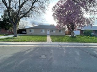 901 N Revere St, Aurora, CO 80011