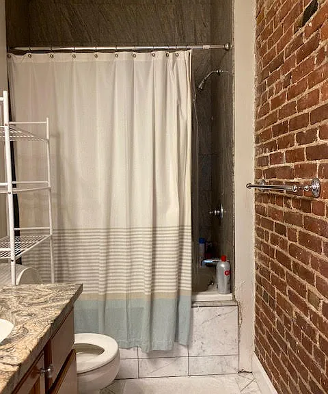 441 Bunker Hill St #1 — Photo 4