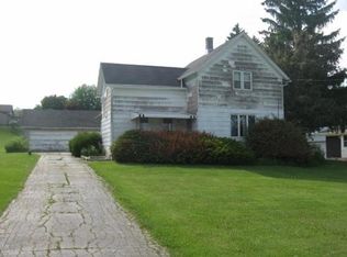 N10286 County Road G, New Holstein, WI 53061