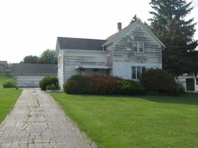 N10286 County Road G, New Holstein, WI, 53061