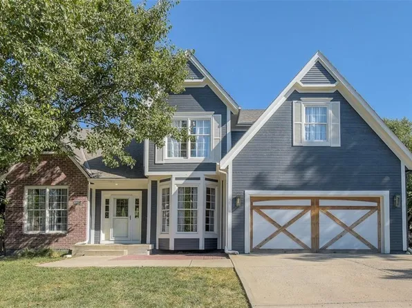 22304 W 52nd St, Shawnee, KS 66226