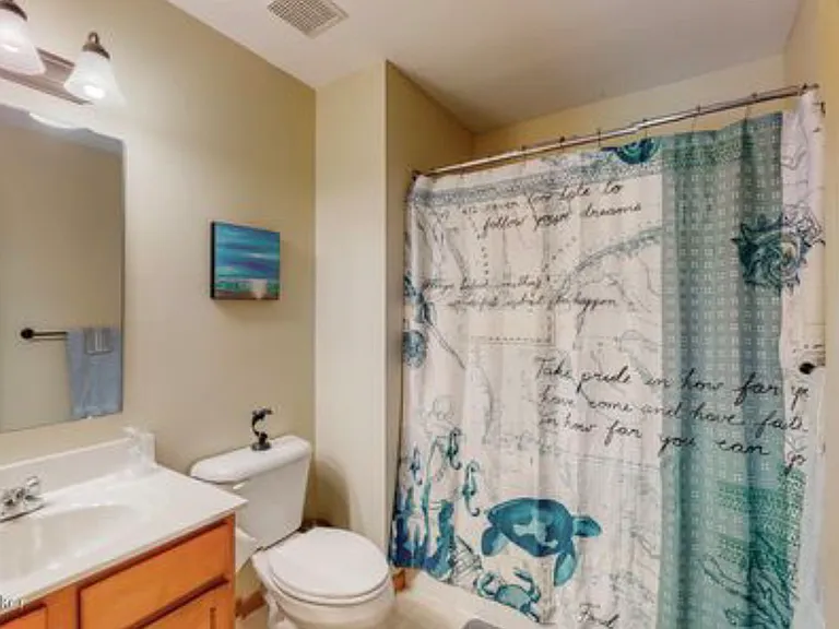 6608 Rockview Way — Photo 8