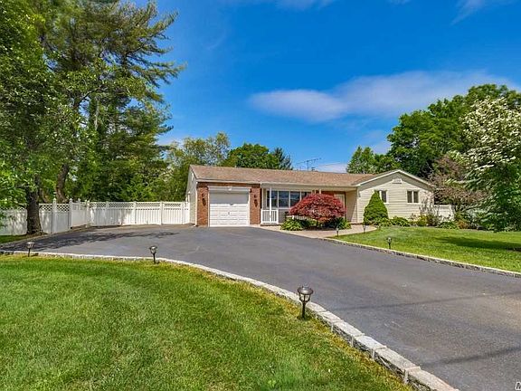 2nd image of 3 Searington Dr