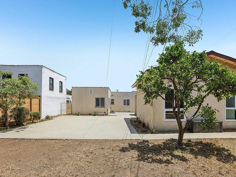 2214 Euclid St — Photo 29