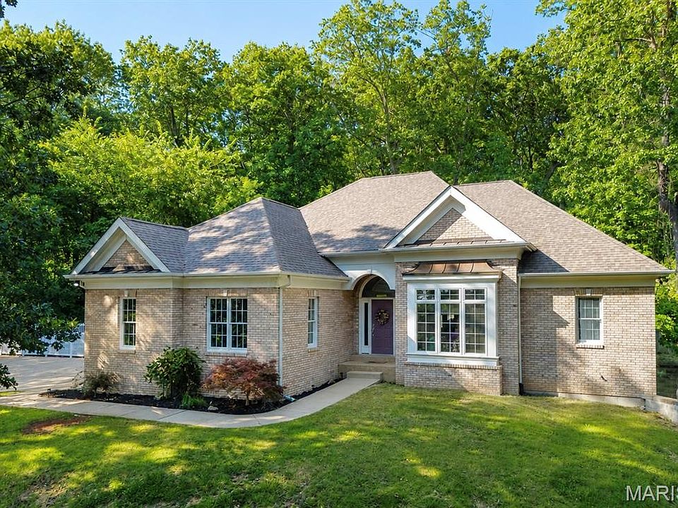 1st image of 1 Wedgewood Dr