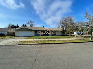 2334 6th St #2334, Springfield, OR 97477