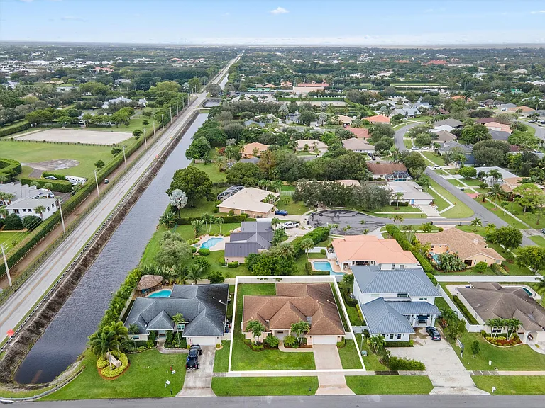 2981 Dovedale Ct — Photo 39